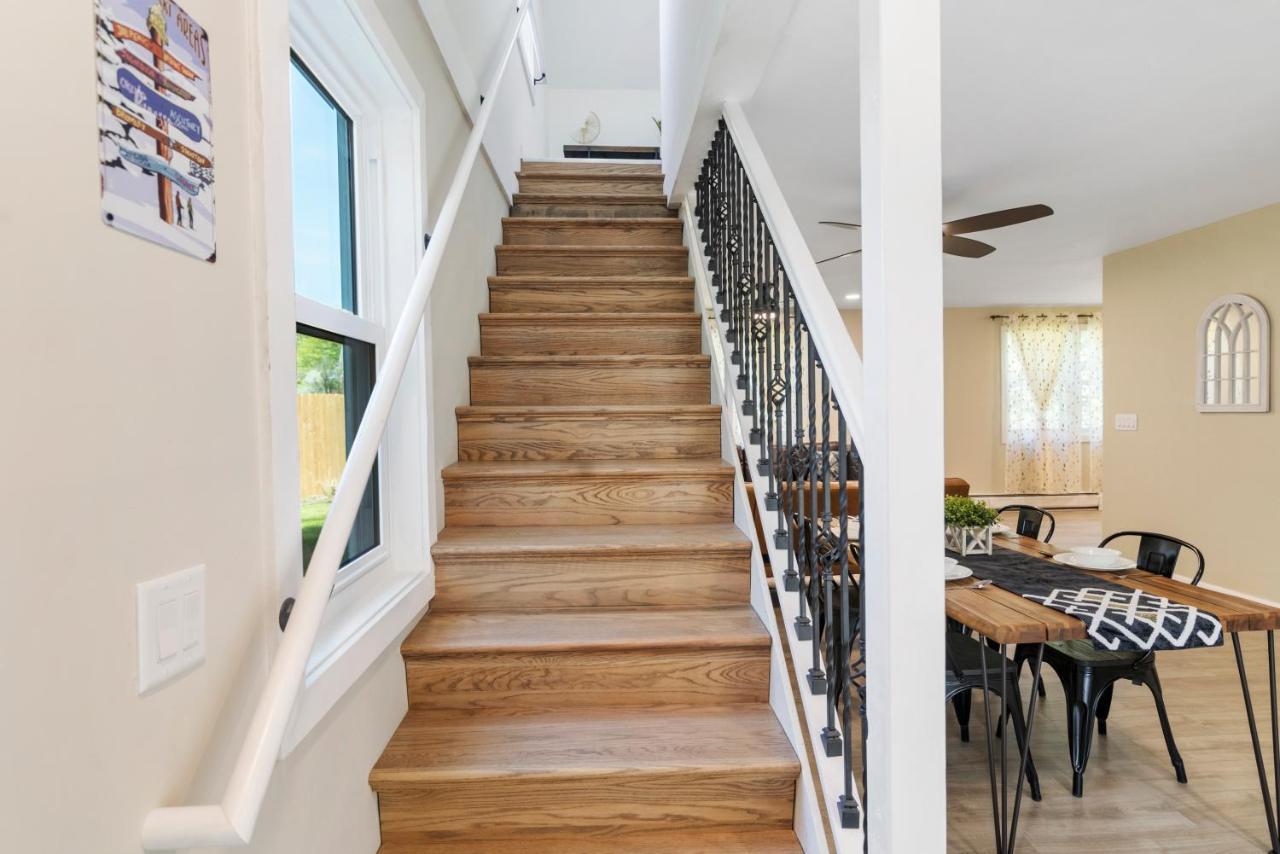 Fantastic Retreat 5Min From Village With Media Room, Ac And Sauna! Stowe Luaran gambar